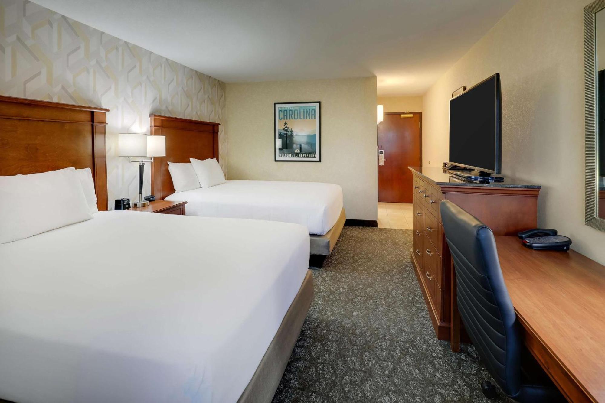 Drury Inn & Suites Charlotte University Place Luaran gambar