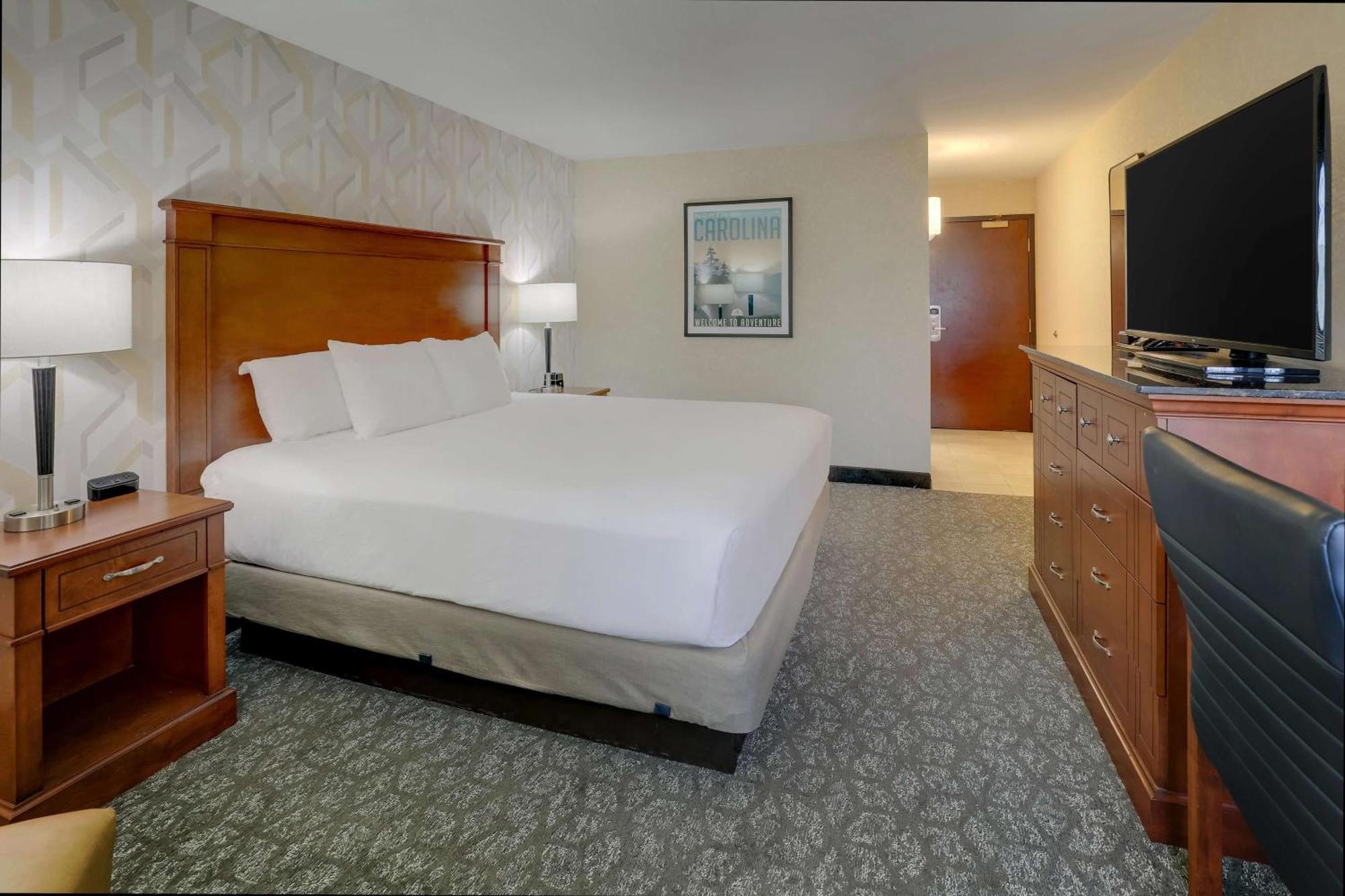 Drury Inn & Suites Charlotte University Place Luaran gambar