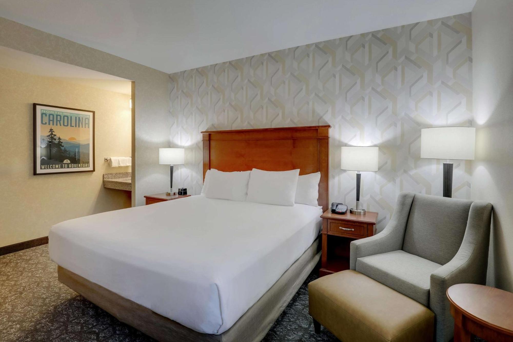 Drury Inn & Suites Charlotte University Place Luaran gambar