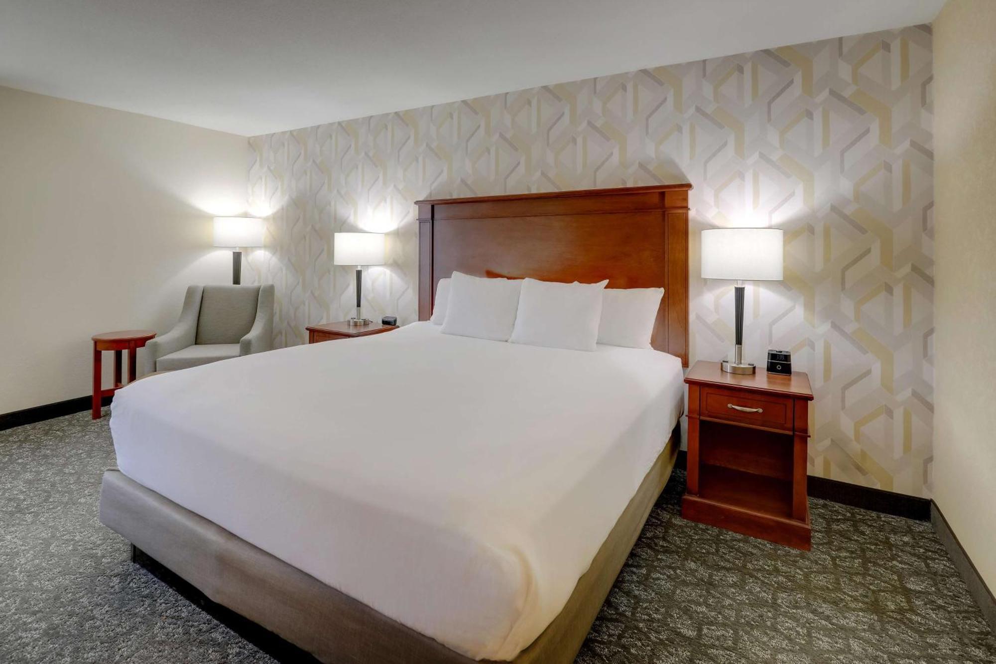 Drury Inn & Suites Charlotte University Place Luaran gambar